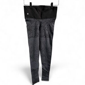NUX Black and Gray Cheetah Layer Compression Leggings- Size Small